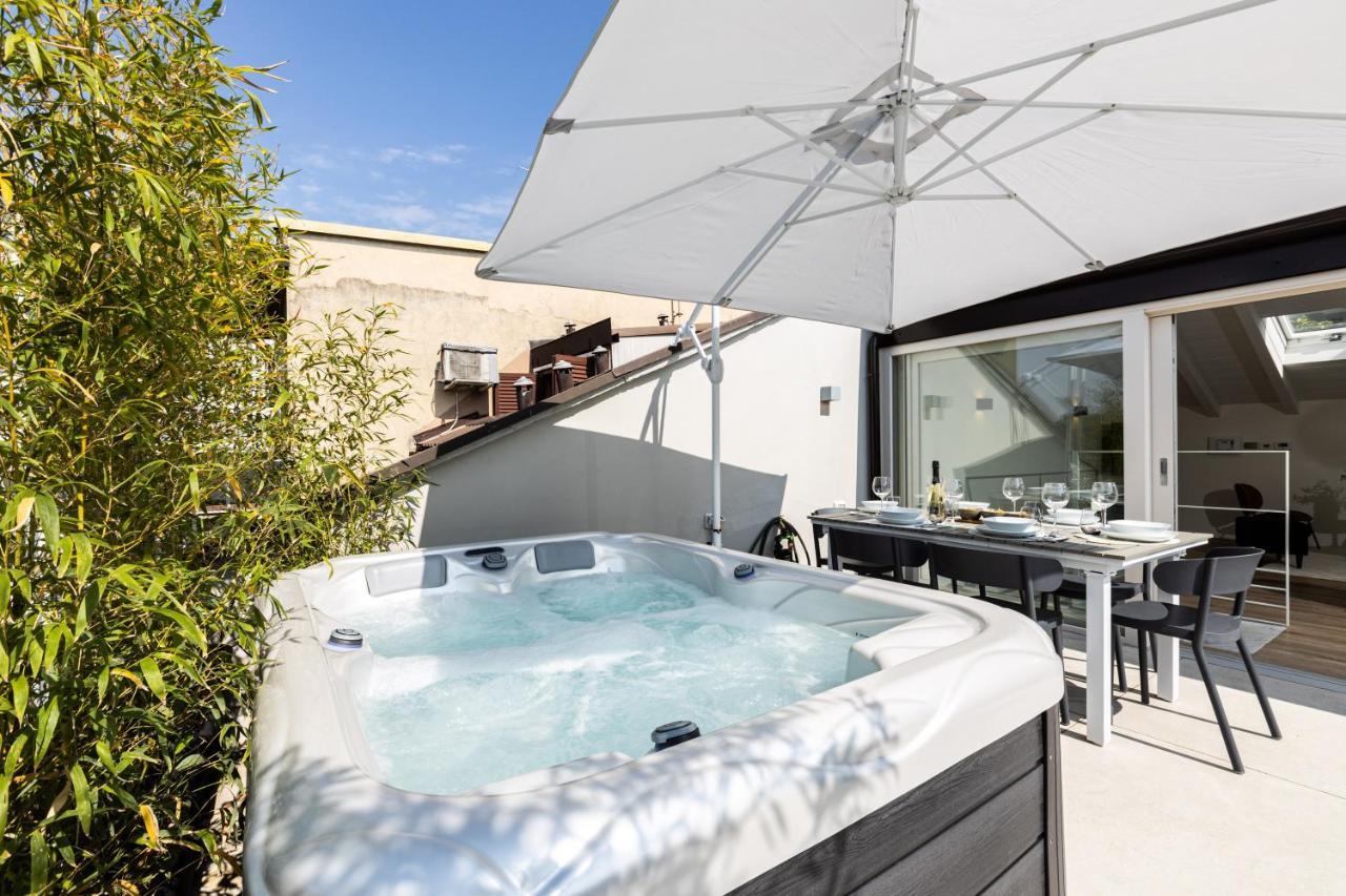 *Villa Olivo*with private terrace&Jacuzzi + 3bedrooms Milano Esterno foto
