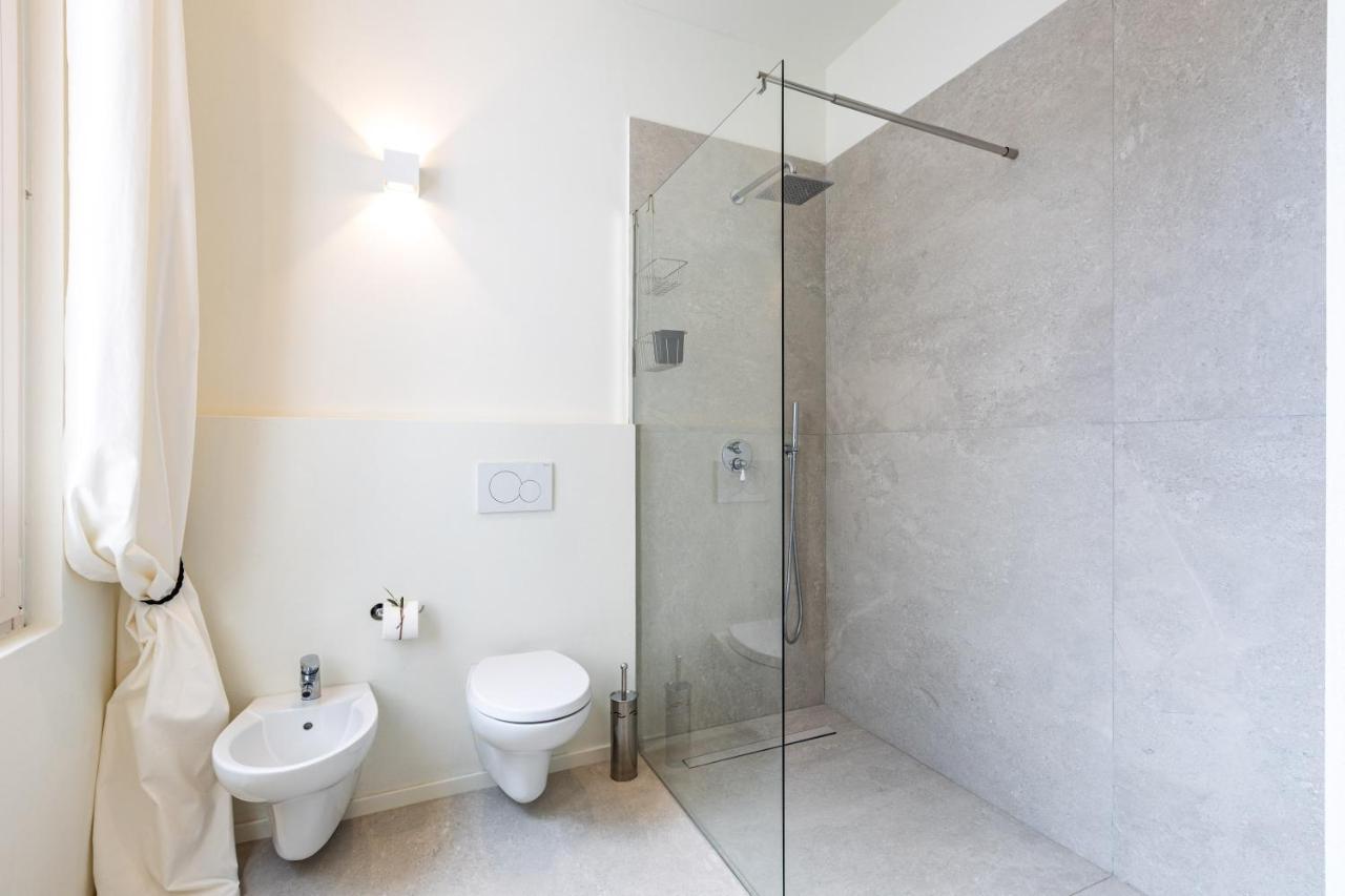 *Villa Olivo*with private terrace&Jacuzzi + 3bedrooms Milano Esterno foto