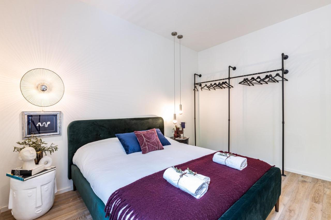 *Villa Olivo*with private terrace&Jacuzzi + 3bedrooms Milano Esterno foto